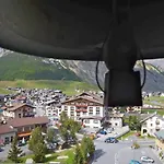 Bernina Ξενοδοχείο 3*