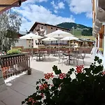 Bernina 3*